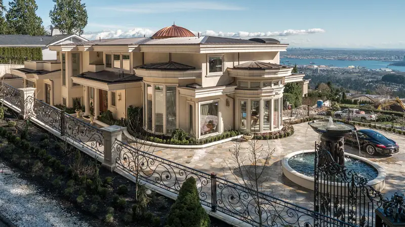 1175 EYREMOUNT DRIVE - photo 1 of 25