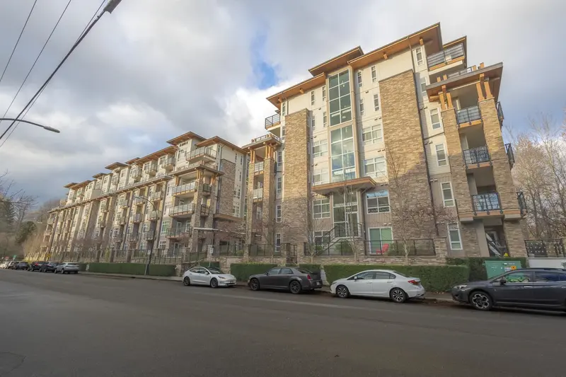 611 2465 WILSON AVENUE - photo 2 of 25