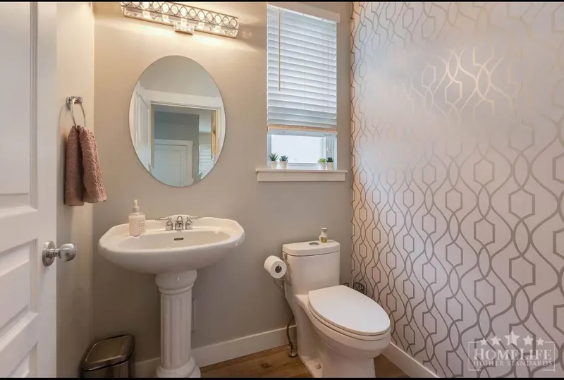 6779 186 STREET - photo 4 of 25