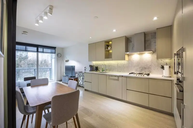 403 89 NELSON AVENUE - photo 3 of 14