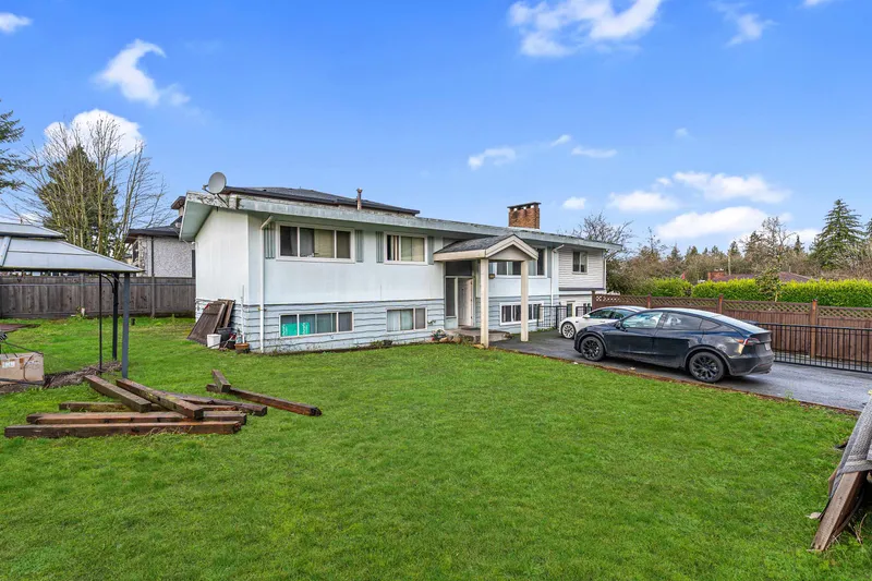 9939 119A STREET - photo 3 of 13