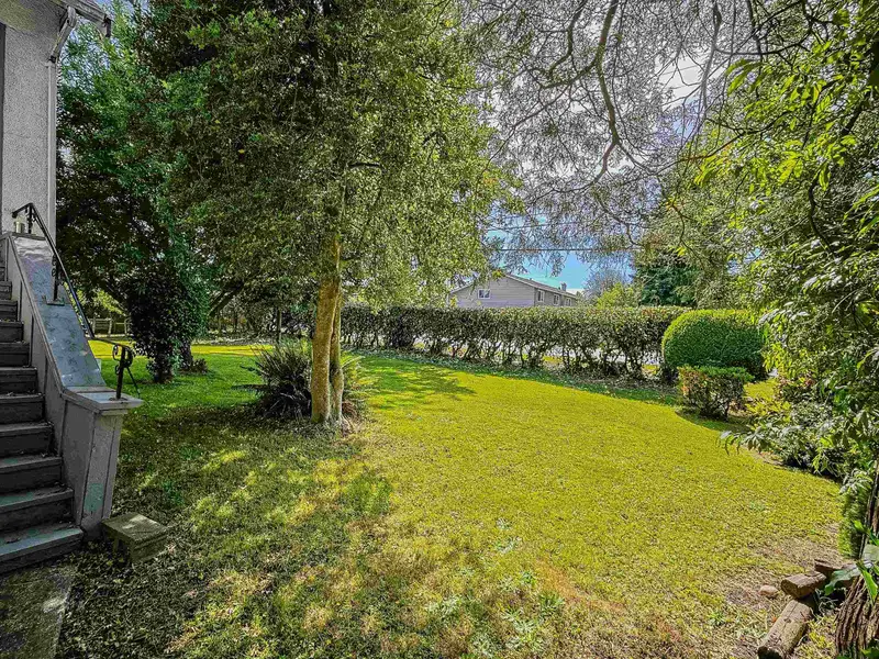 8340 NO. 3 ROAD - photo 4 of 6