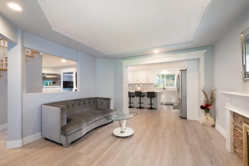 1416 PURCELL DRIVE - photo 4 of 25