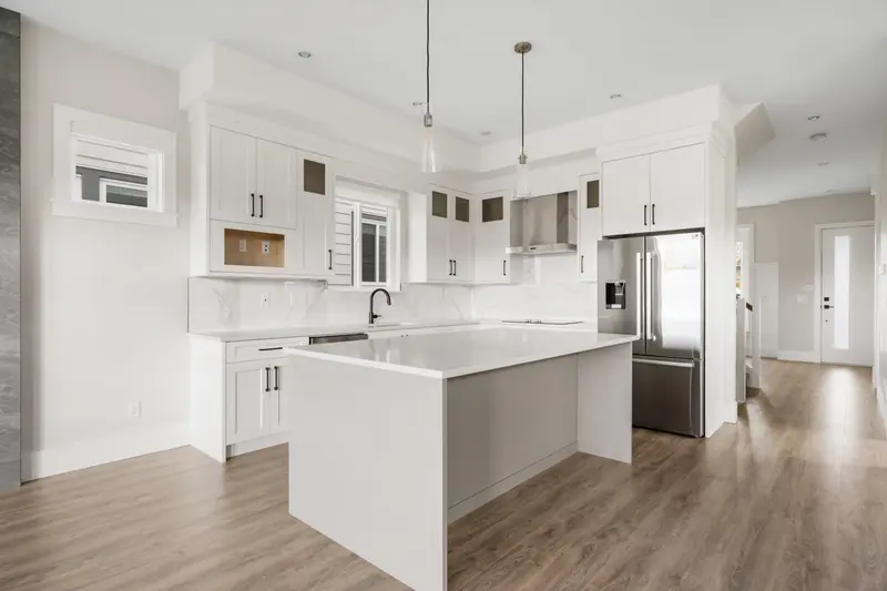 16742 20A AVENUE - photo 1 of 25