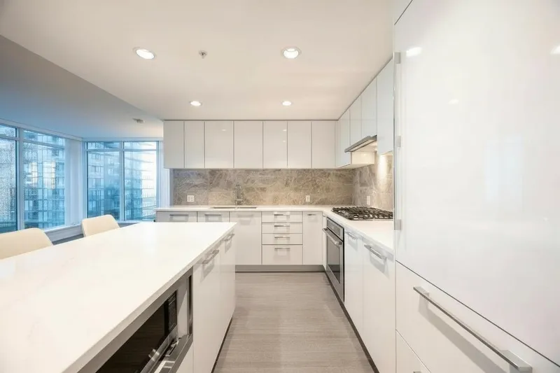 2801 6700 DUNBLANE AVENUE - photo 4 of 25