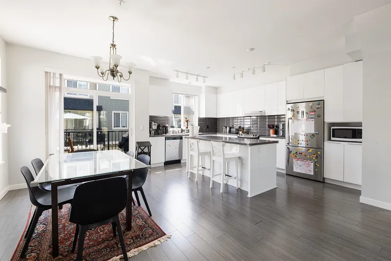 92 8050 204 STREET - photo 3 of 23