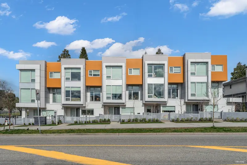 5605 RUMBLE STREET - photo 1 of 25