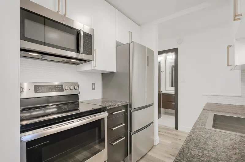 302 170 E 3RD STREET - photo 1 of 25