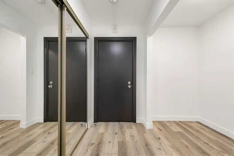 302 170 E 3RD STREET - photo 4 of 25