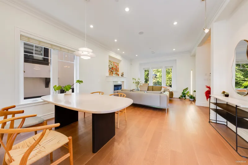 4042 W 20TH AVENUE - photo 3 of 25