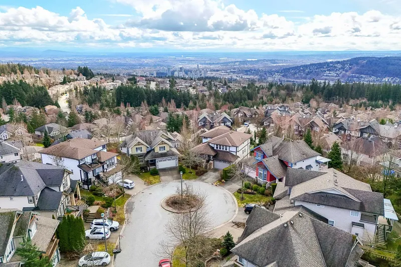 113 CRANBERRY COURT - photo 2 of 25