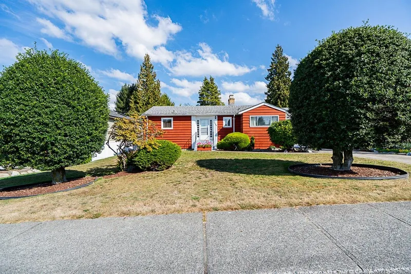 5388 HALLEY AVENUE - photo 3 of 25