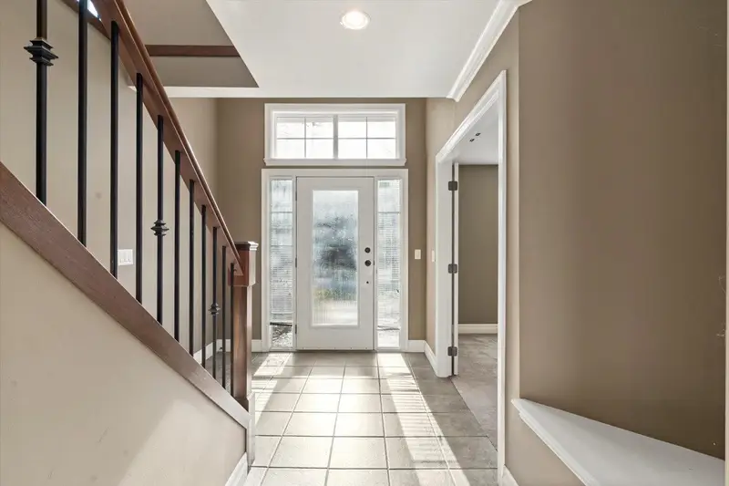 5895 GARRISON BOULEVARD - photo 4 of 25