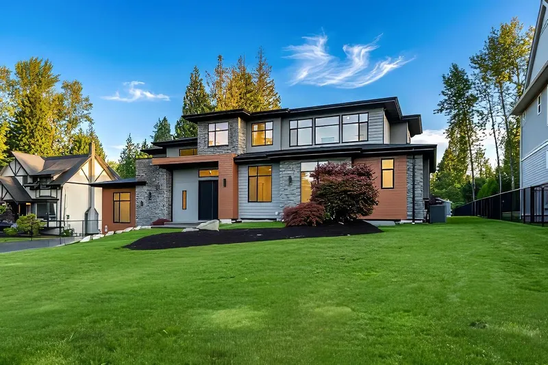 24331 124 AVENUE - photo 1 of 25