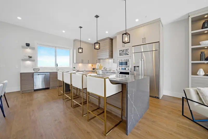 46137 CRESTVIEW DRIVE - photo 3 of 21