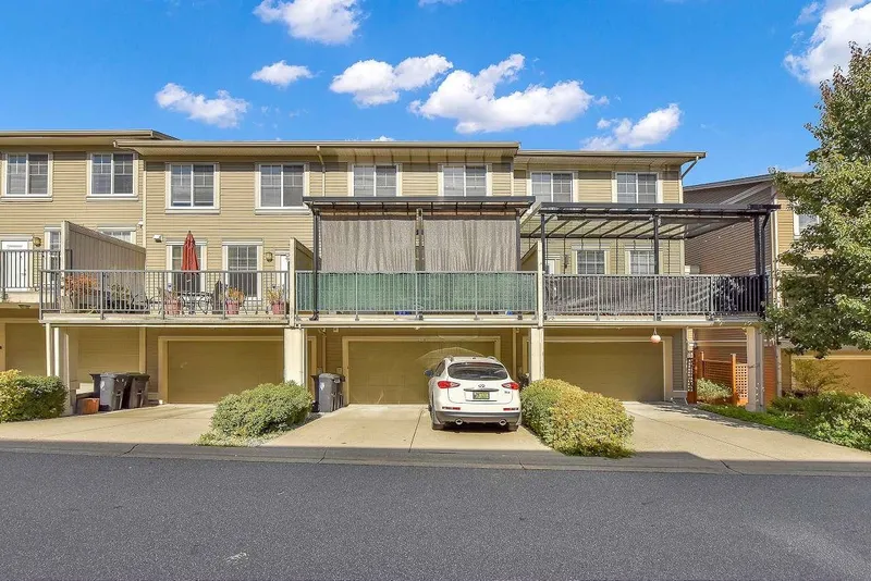 21136 80A AVENUE - photo 1 of 25