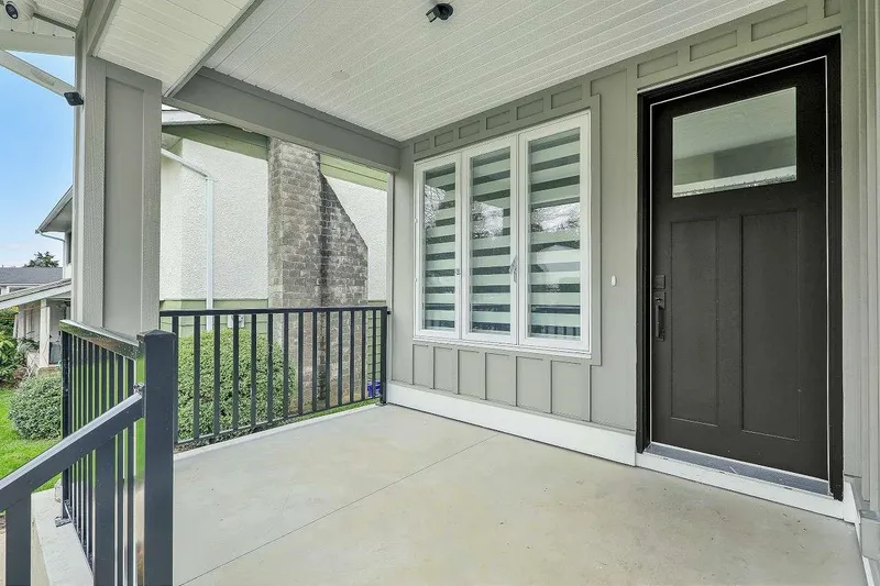 8549 111 STREET - photo 3 of 25