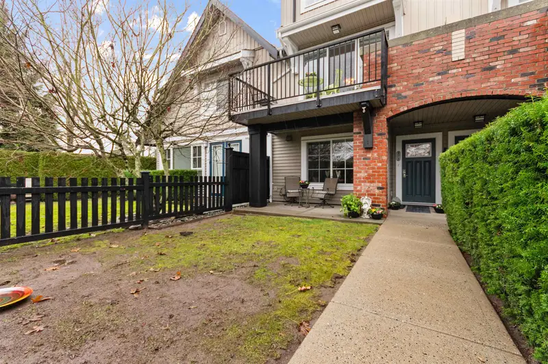 173 2450 161 A STREET - photo 4 of 25