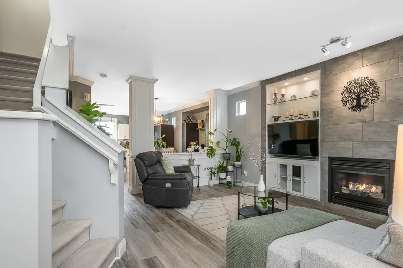 6675 184A STREET - photo 4 of 25