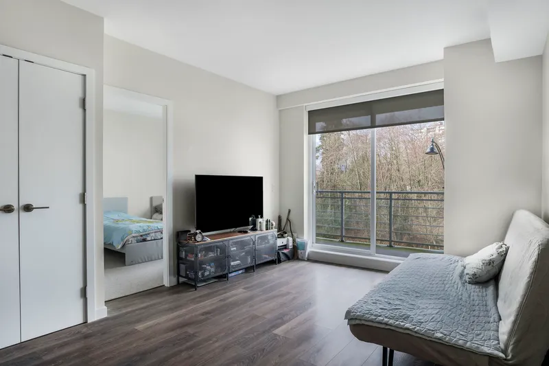 308 308 MORRISSEY ROAD - photo 2 of 25