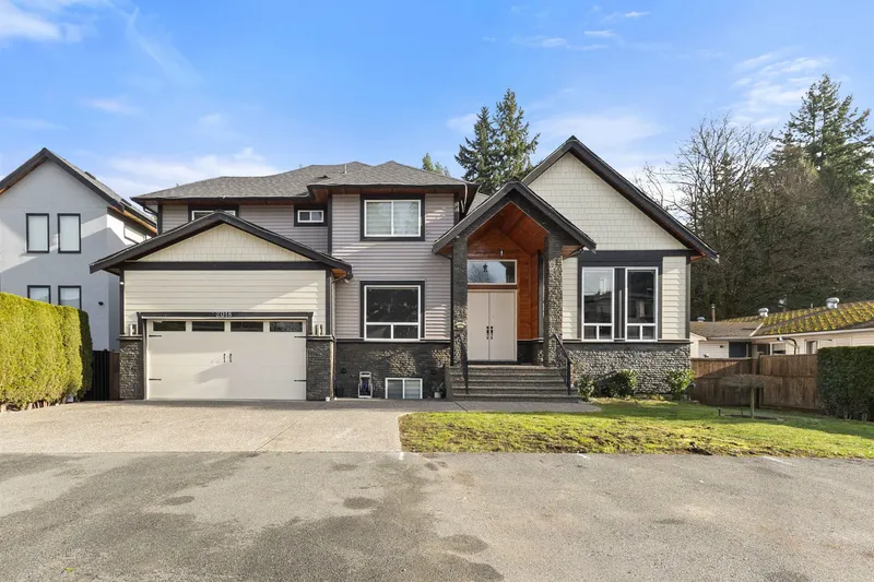 2018 VINEWOOD STREET - photo 1 of 25