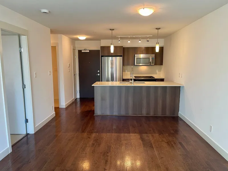 121 7058 14TH AVENUE - photo 3 of 25