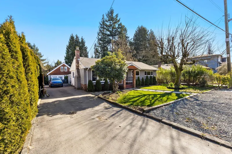 11082 146 STREET - photo 4 of 25