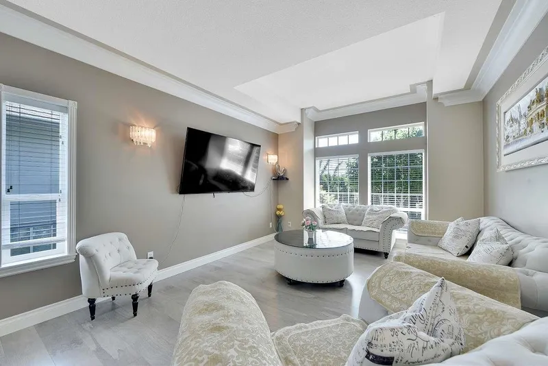 36047 EMPRESS DRIVE - photo 4 of 25