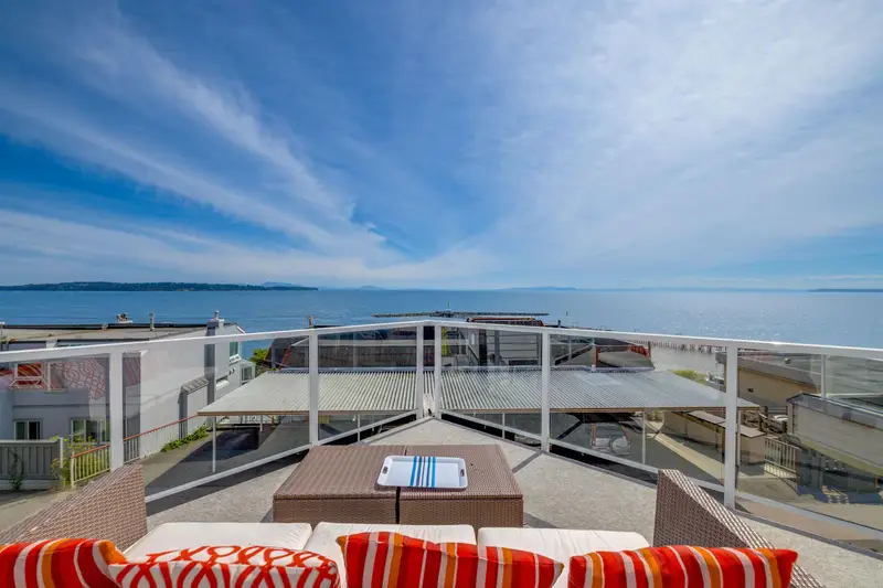 15152 VICTORIA AVENUE - photo 2 of 25