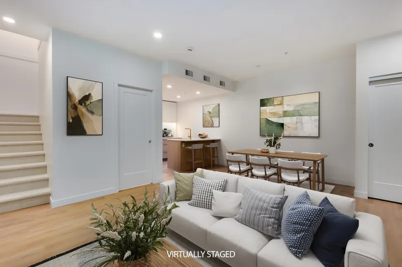 113 390 GUILBY STREET - photo 1 of 25