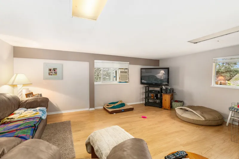 9580 SEACOTE ROAD - photo 1 of 13