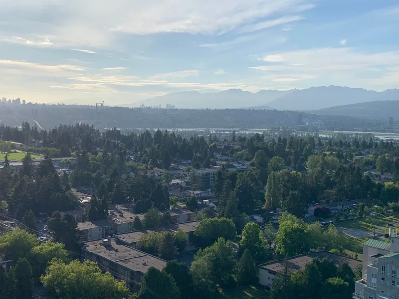 2910 10448 UNIVERSITY DRIVE - photo 4 of 15