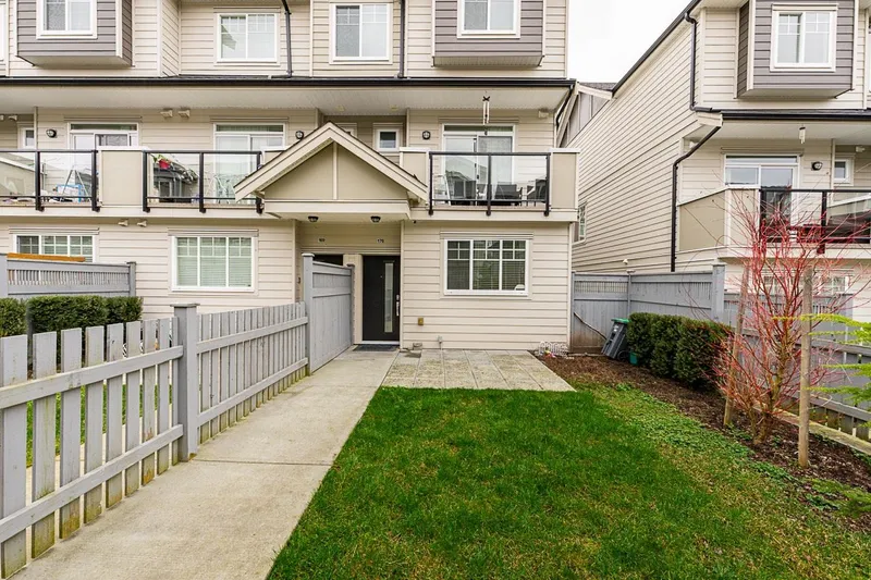 170 13898 64 AVENUE - photo 4 of 25