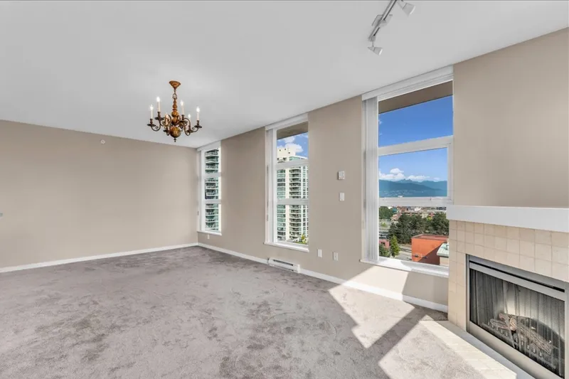 1202 189 NATIONAL AVENUE - photo 3 of 25