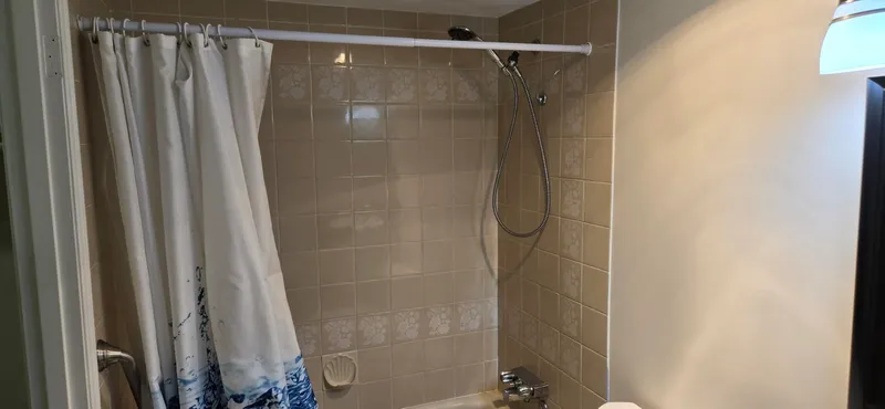 306 1354 WINTER STREET - photo 4 of 11