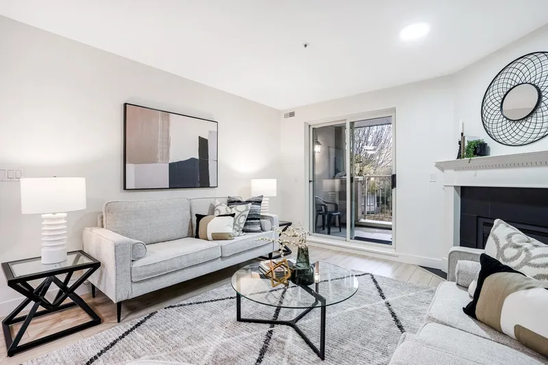 201 13870 70 AVENUE - photo 1 of 25