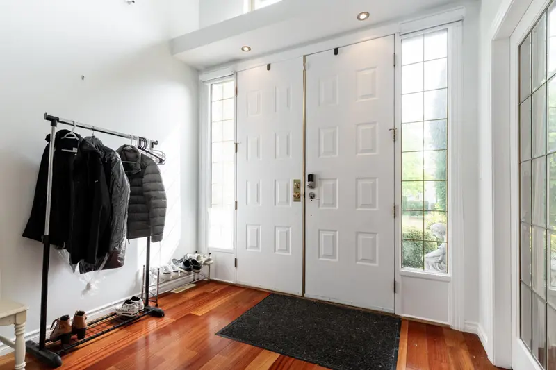 8327 169A STREET - photo 4 of 25