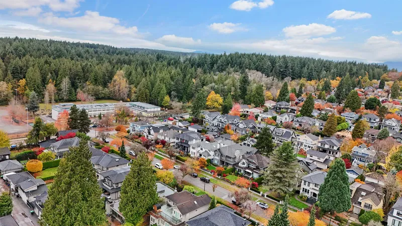 4053 W 38TH AVENUE - photo 4 of 25