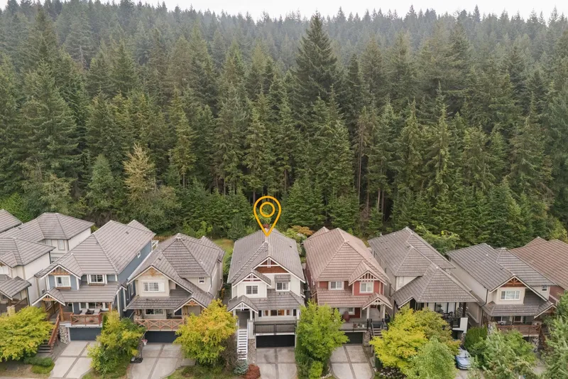 1855 PARKWAY BOULEVARD - photo 2 of 25