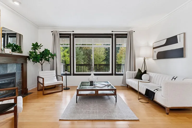 1855 PARKWAY BOULEVARD - photo 3 of 25