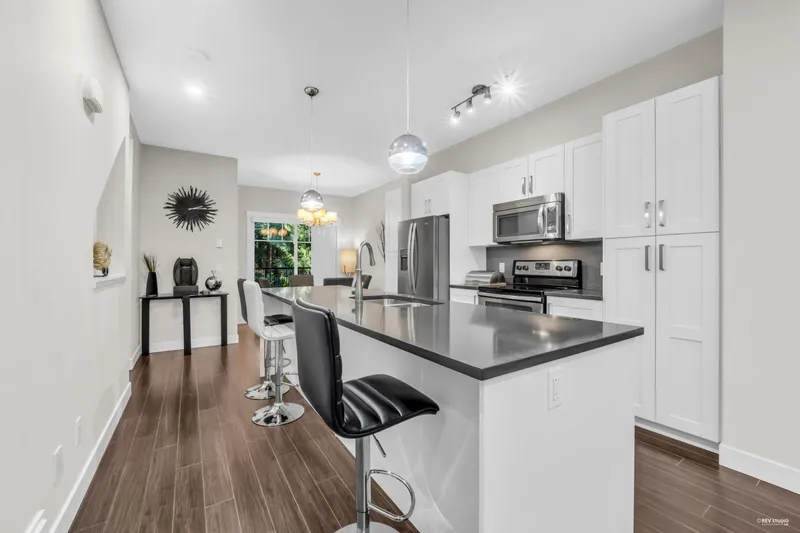 30 13864 HYLAND ROAD - photo 2 of 25