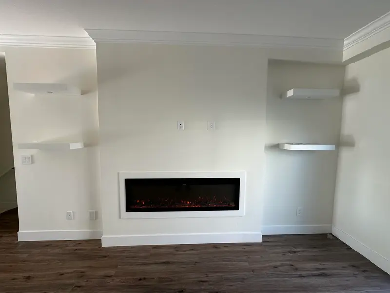 28 1115 ROMA AVENUE - photo 4 of 23