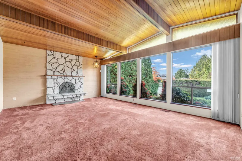 8880 CARMICHAEL STREET - photo 3 of 25