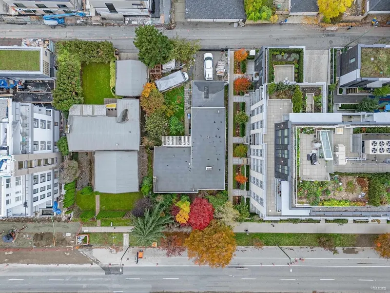 6789 CAMBIE STREET - photo 1 of 1