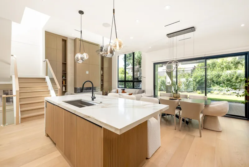 1385 19TH STREET - photo 2 of 25