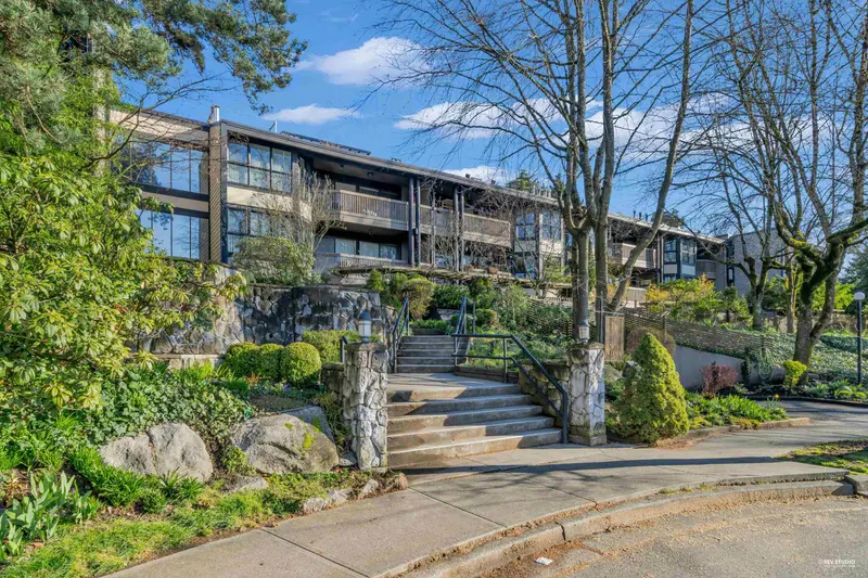 210 7055 WILMA STREET - photo 3 of 25