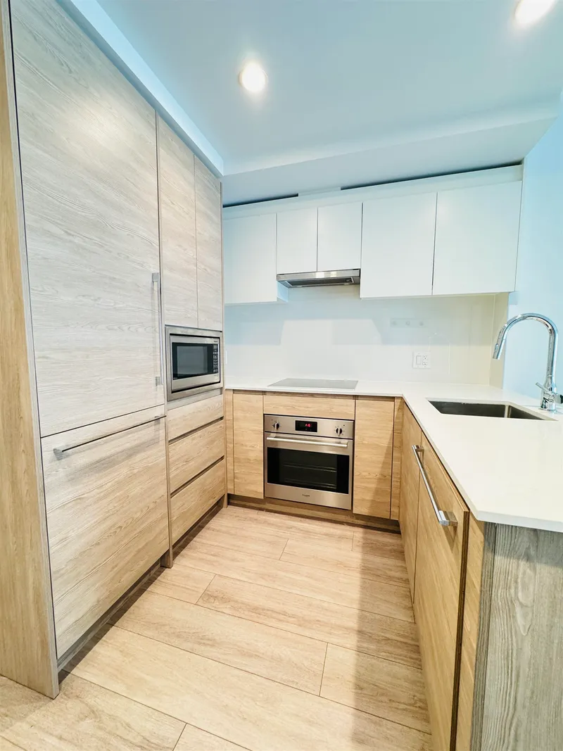 3102 13615 FRASER HIGHWAY - photo 3 of 20