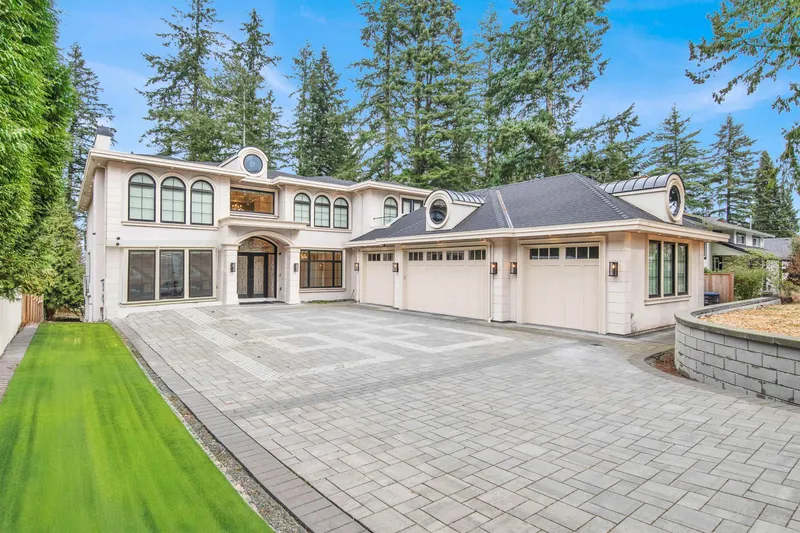 16285 28 AVENUE - photo 2 of 25