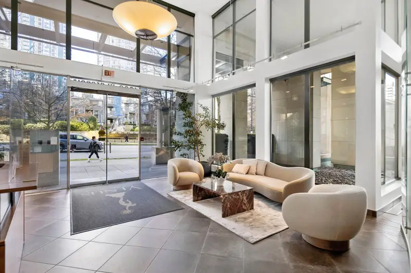 1605 1239 W GEORGIA STREET - photo 3 of 25