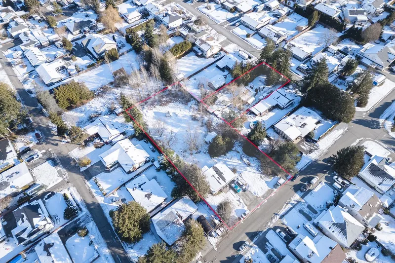 11821 GLENHURST STREET - photo 4 of 10